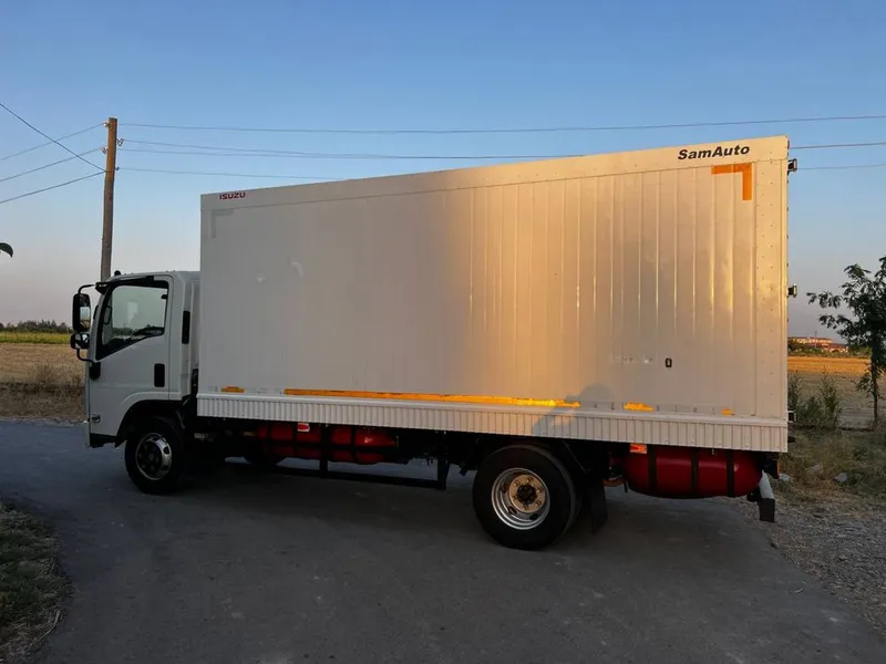 Isuzu NPR-75 реф 5тонна 2 Isuzu NPR-75 реф 5тонна 2