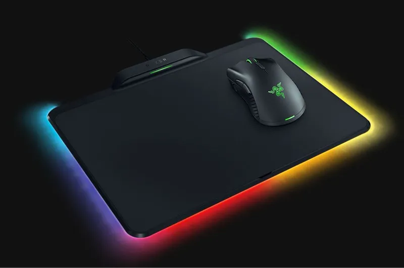 Коврик + мышка Razer Mamba Firefly 2 Коврик + мышка Razer Mamba Firefly 2