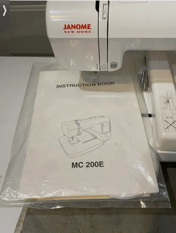 Janome Memory Craft 200E 2