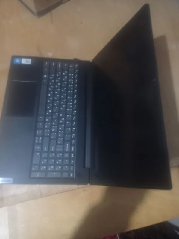 Laptop Lenovo - EJI7AUK windows 11 pro 8/256 — фото 2