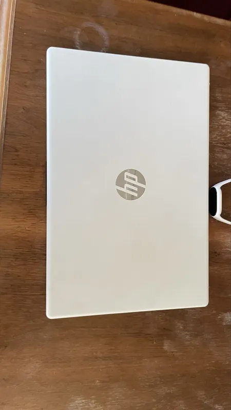 Hp Laptop 15 - fc0002nia sotiladi