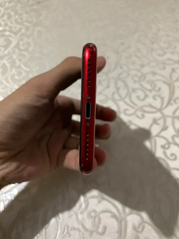 iPhone SE 2020 3 iPhone SE 2020 3