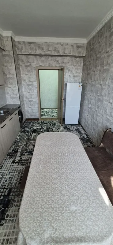 Трастбанк ёнидаги куп каватли уйни 4 каватидаги уйимиз сотидади 5 Трастбанк ёнидаги куп каватли уйни 4 каватидаги уйимиз сотидади 5