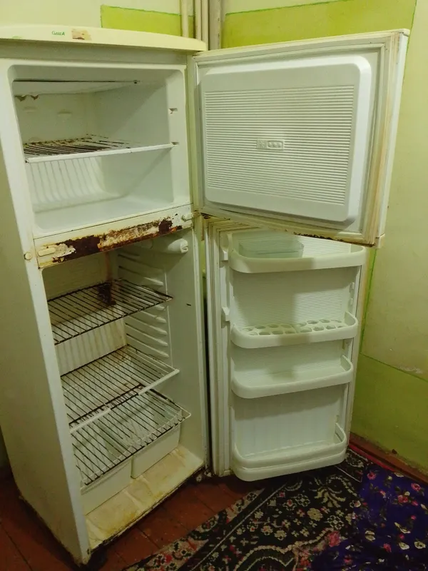 Холодильник б/у сотилади 3 Холодильник б/у сотилади 3
