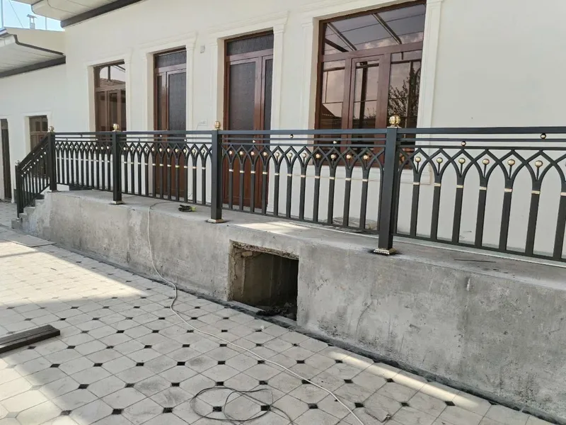 Reshotka naves perilla agrajdeniya loft metalokonstr