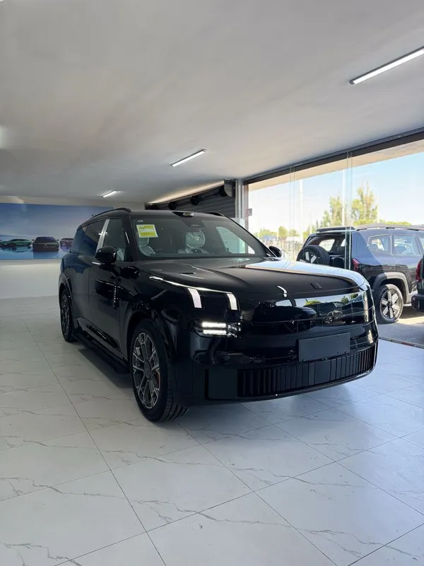Lynkco 900 Ultra )spa evo) 1