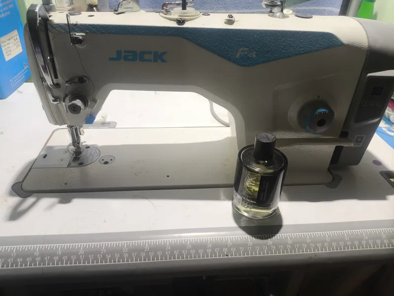 jack tikuv mashinasi sotiladi 1 jack tikuv mashinasi sotiladi 1
