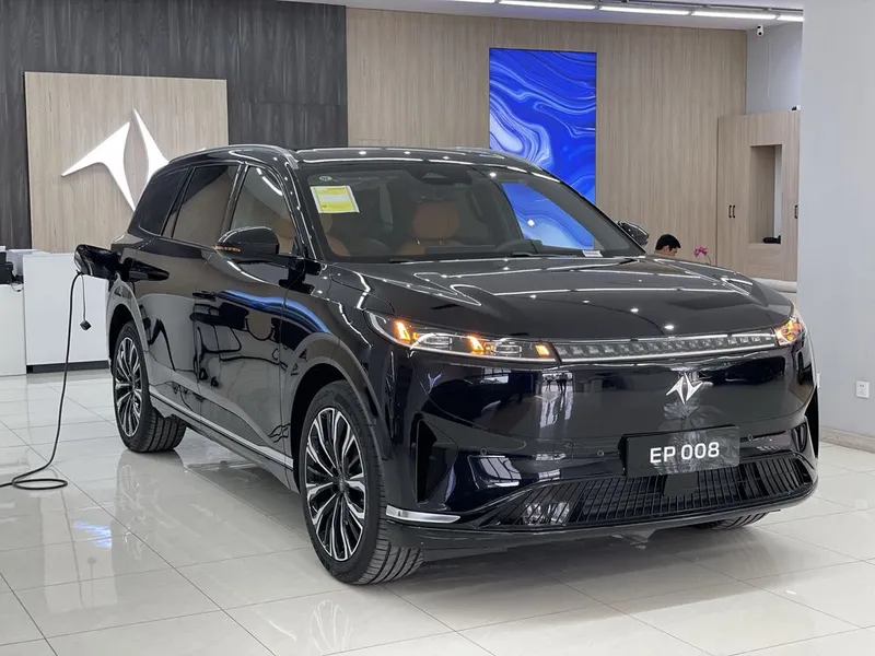 Dong Feng 008 Restyling 2026 Nalichida bor 3 Dong Feng 008 Restyling 2026 Nalichida bor 3