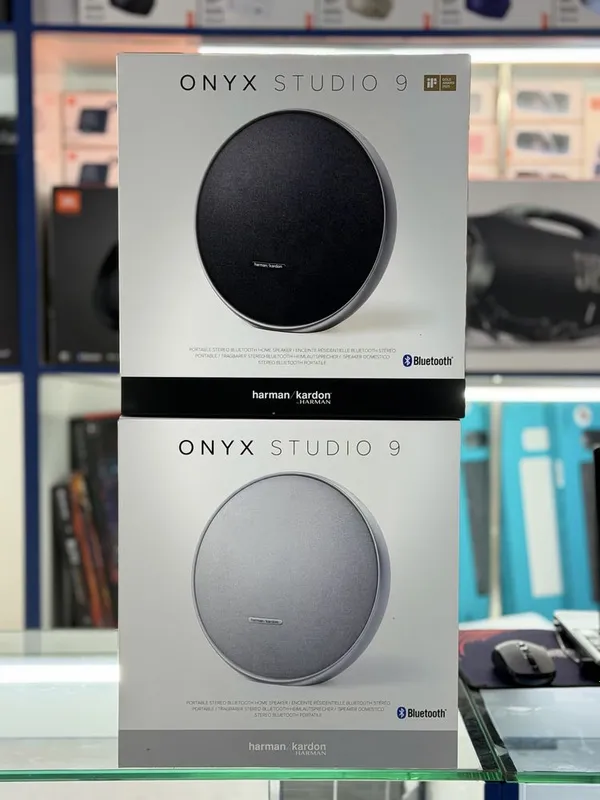Harman Kardon Onyx Studio 9