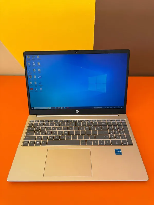 HP noutbuk 2 HP noutbuk 2