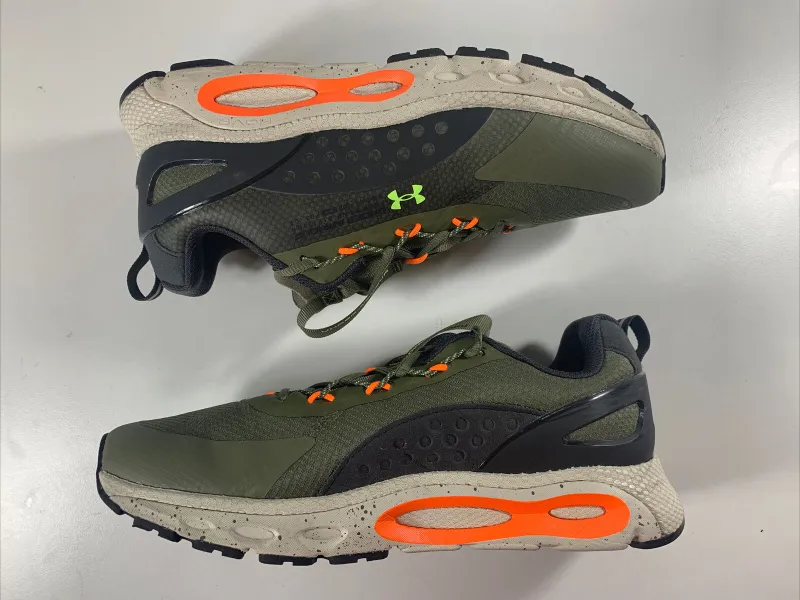 Кроссовки Under Armour — фото 1
