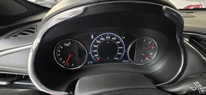 Malibu 2 Premier 2022 5 Malibu 2 Premier 2022 5