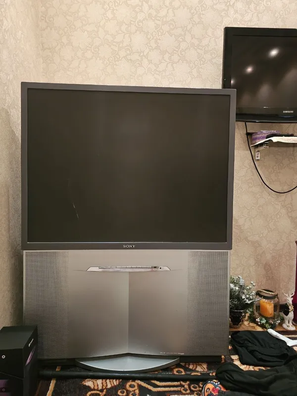 Срочно продается телевизор sony отличное состояние