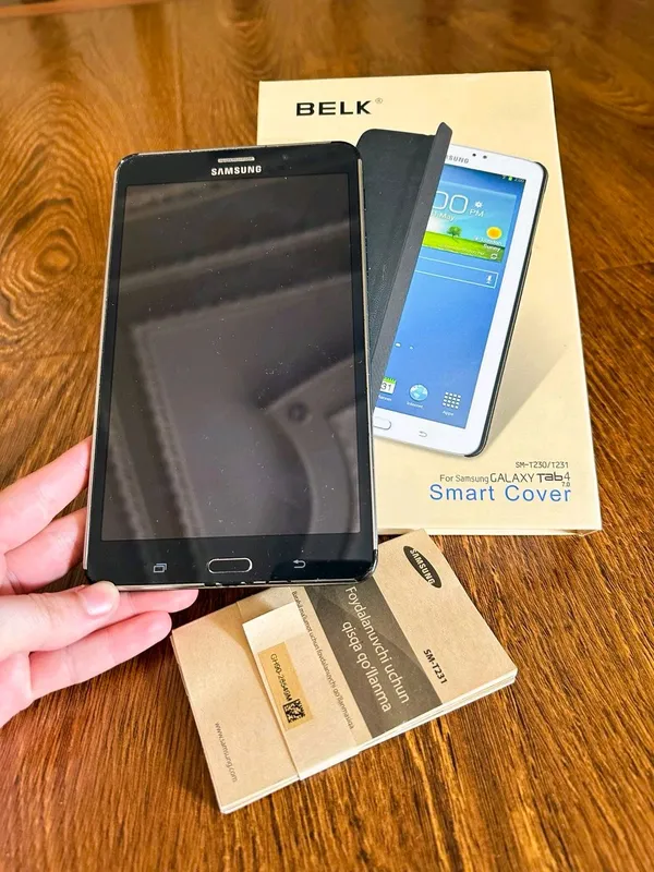 Samsung Galaxy Tab 4, планшет, в отличном состоянии, документы/коробка 1 Samsung Galaxy Tab 4, планшет, в отличном состоянии, документы/коробка 1