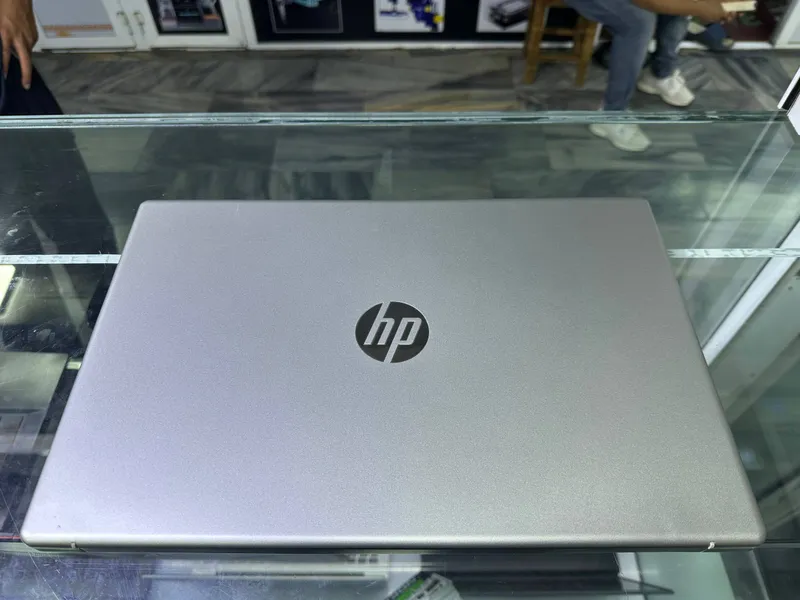 Ишлатилган HP ноутбук, янгидек ҳолатда 5 Ишлатилган HP ноутбук, янгидек ҳолатда 5