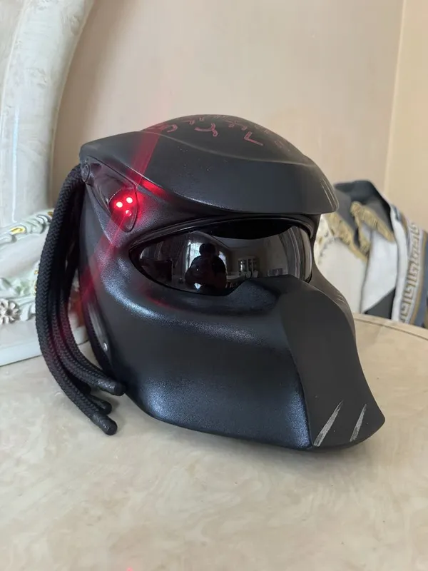 Moto shlem Predator Xishnik 2