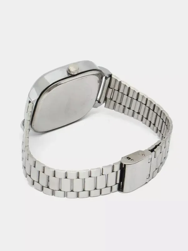 Серебристые наручные часы Casio для мужчин 2 Серебристые наручные часы Casio для мужчин 2