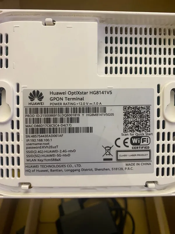 GPON модем-роутер Huawei HG8141V5 4 GPON модем-роутер Huawei HG8141V5 4