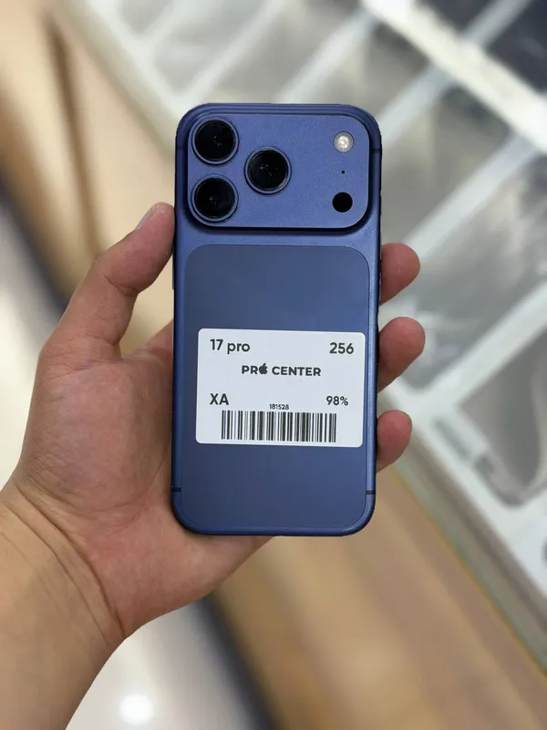 iPhone 17 Pro iPhone 17 Pro