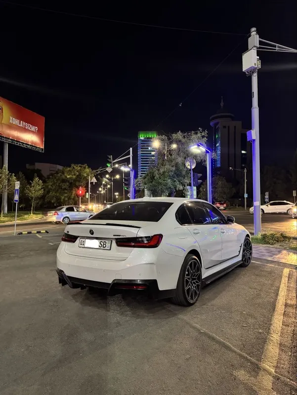 BMW i3 40l night sport
