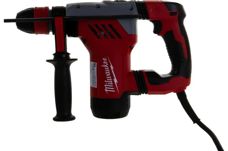 Перфоратор Milwaukee PLH 28 XE 2