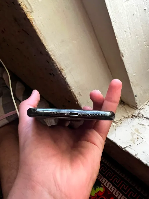 iPhone 11 Pro Max, память 256, Face ID не работает 1