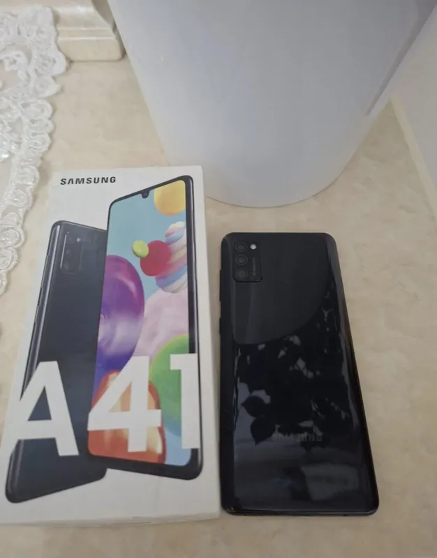 Samsung Galaxy A41 4