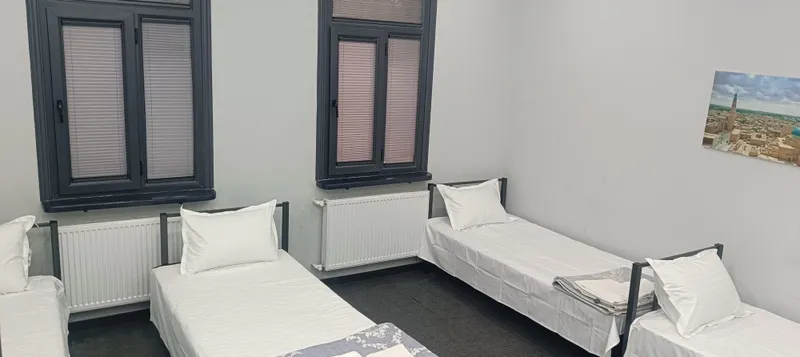 Mehmonxona, Kvartira, Hotel, 100 ming