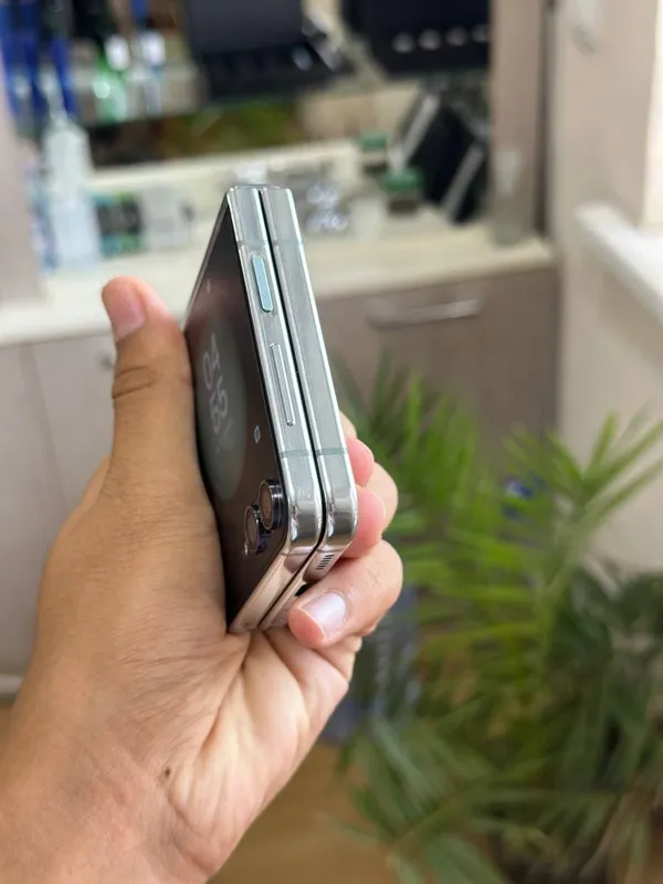 Samsung Z Flip 5 5