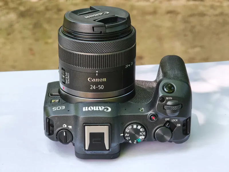 Беззеркальный полнокадровый фотоаппарат Canon R8 + объективы 2 Беззеркальный полнокадровый фотоаппарат Canon R8 + объективы 2