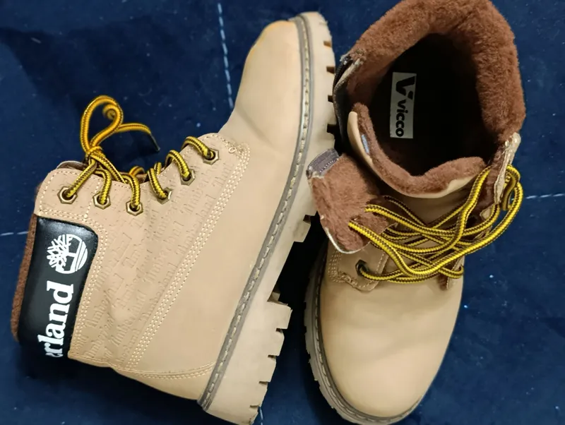 TIMBERLAND ботинки с Америки,как новые,34 размер 1 TIMBERLAND ботинки с Америки,как новые,34 размер 1