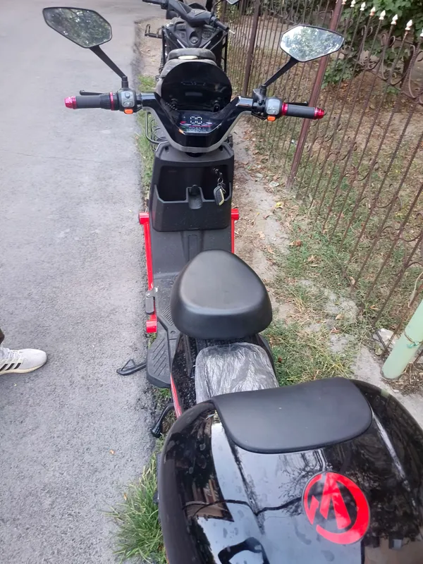 Электроскутер Demansh TK 049 4