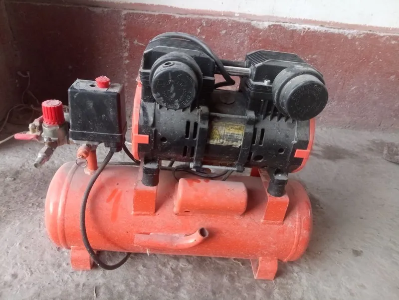 Kompressor sotiladi 2 Kompressor sotiladi 2