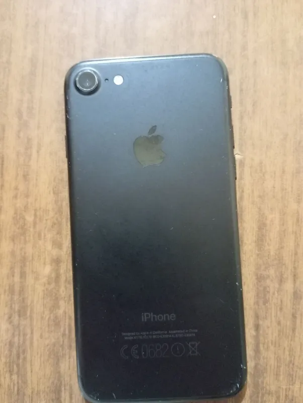 iPhone 7 ICloud bor — фото 1