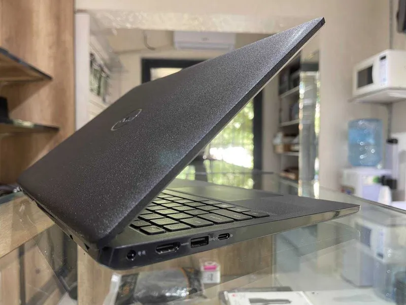 DELL Latitude intel Core Core i5-1135G7 озу8гб 256ssd 4 DELL Latitude intel Core Core i5-1135G7 озу8гб 256ssd 4