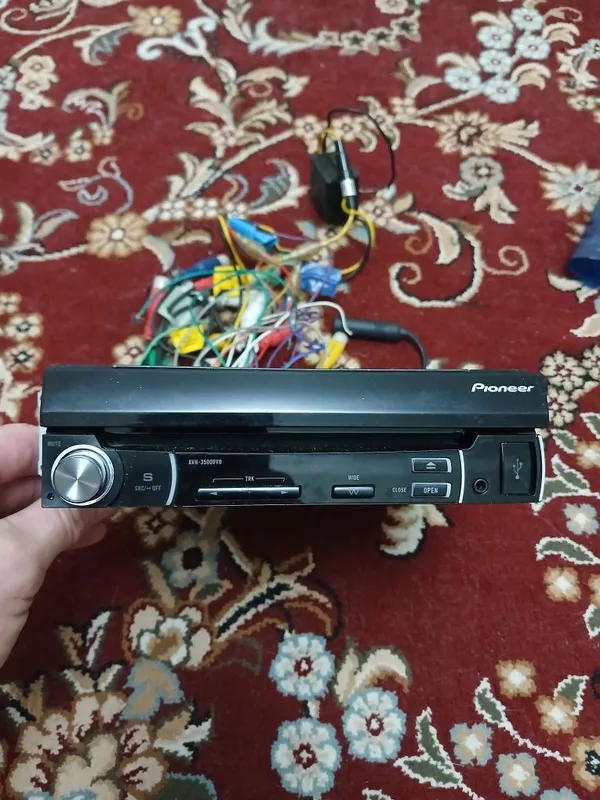 Pioneer AVH-3500DVD — фото 3