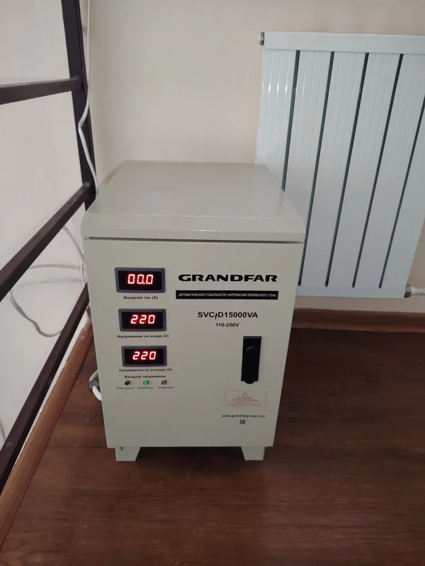 Стабилизаторы SVC D15000VA 1 Стабилизаторы SVC D15000VA 1