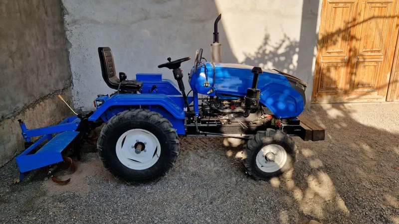 Mini tractor zubr 1105 25 л/с 2