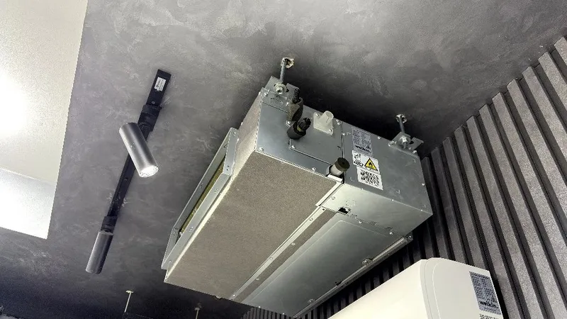 Канальный кондиционер midea kita 24000btu inverter. Канального типа — фото 1