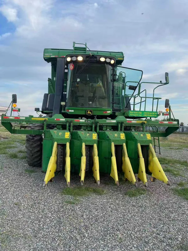 JohnDeere7660 bunkerli paxta terish mashinasi sotiladi 1