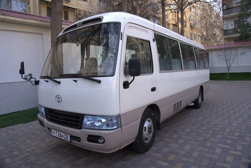 Встреча и проводы с аэропорта и экскурсия по Ташкенту Toyota Coaster