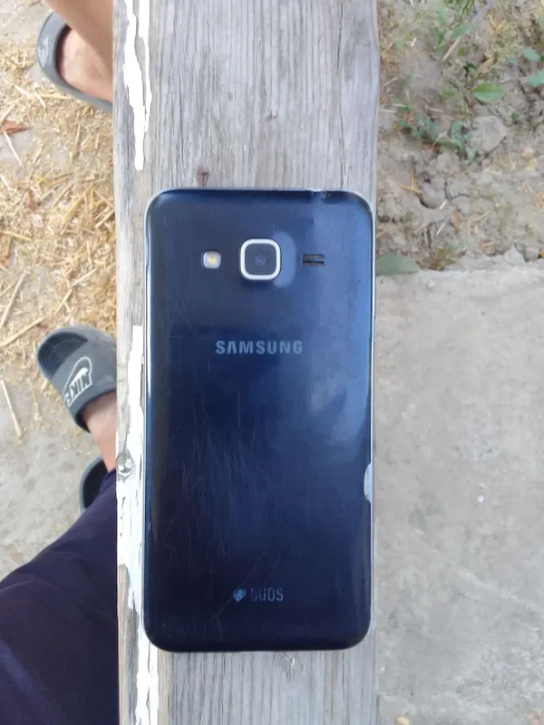 Telefon Samsung J 6 — фото 1