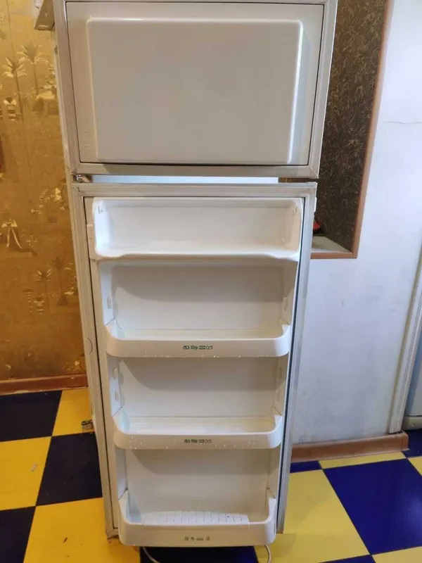 Холодильник Electrolux Б/У, Италия 2 Холодильник Electrolux Б/У, Италия 2