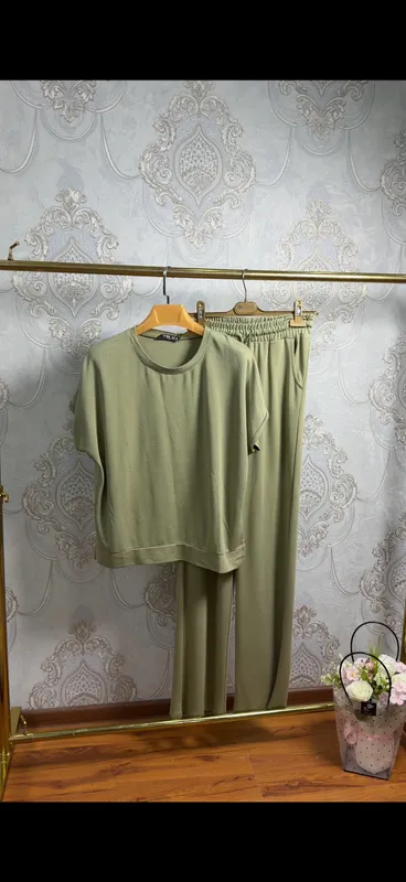 Ayolllar kiyimi