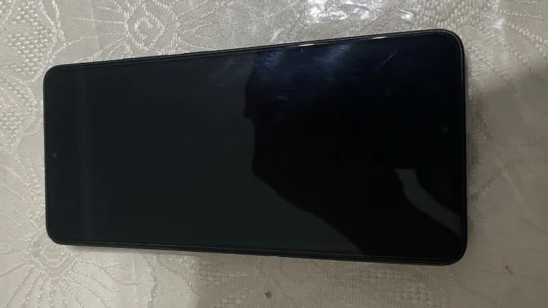 Poco x6pro 5g 12+6/512gb срочно продаётся 2
