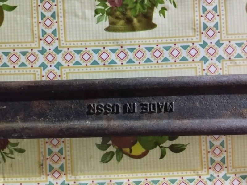 Продам гаечный ключ 2 Продам гаечный ключ 2