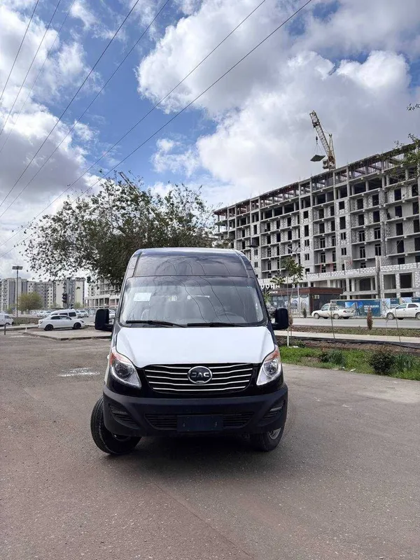 JAC Sunray – 16 o'rinli zamonaviy mikroavtobus 1 JAC Sunray – 16 o'rinli zamonaviy mikroavtobus 1