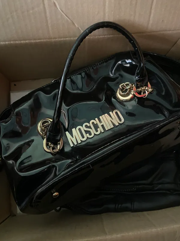 Moschino 1 Moschino 1