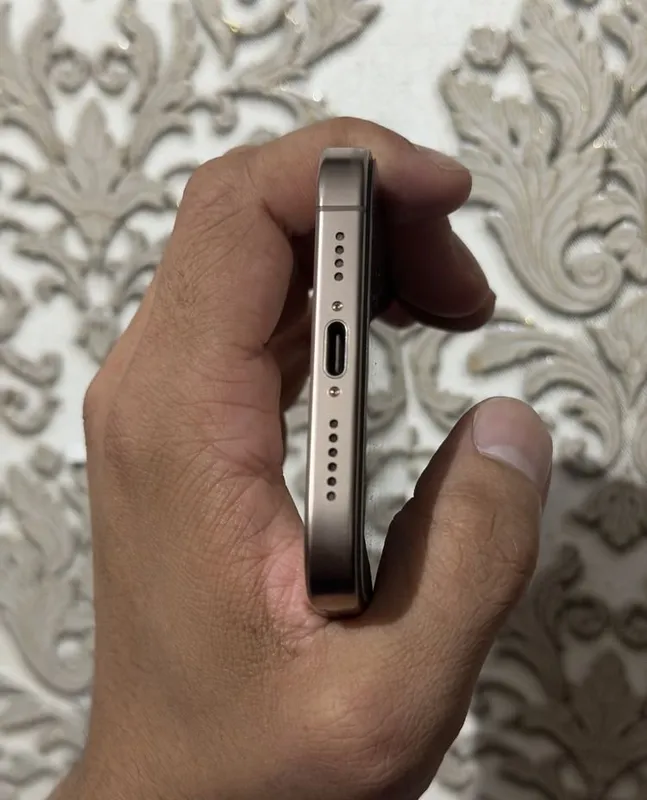 iPhone 16 Pro Max 256 5 iPhone 16 Pro Max 256 5
