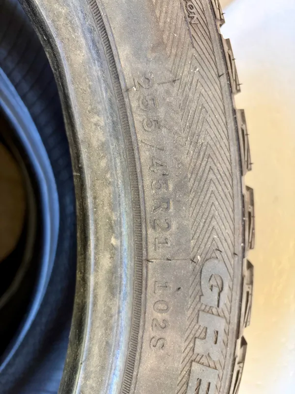 255/45R21 Linglong Green-Max 3 255/45R21 Linglong Green-Max 3